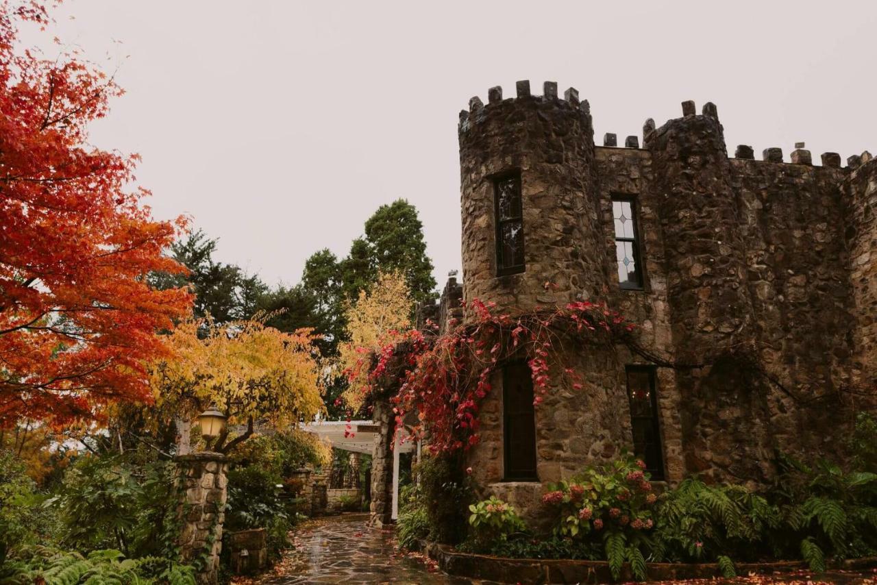The Manor Basket Range Hotel Exterior photo